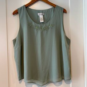 Draper’s & Damon’s Chic Sage Green Sleeveless Embroidered Blouse Women’s Size XL